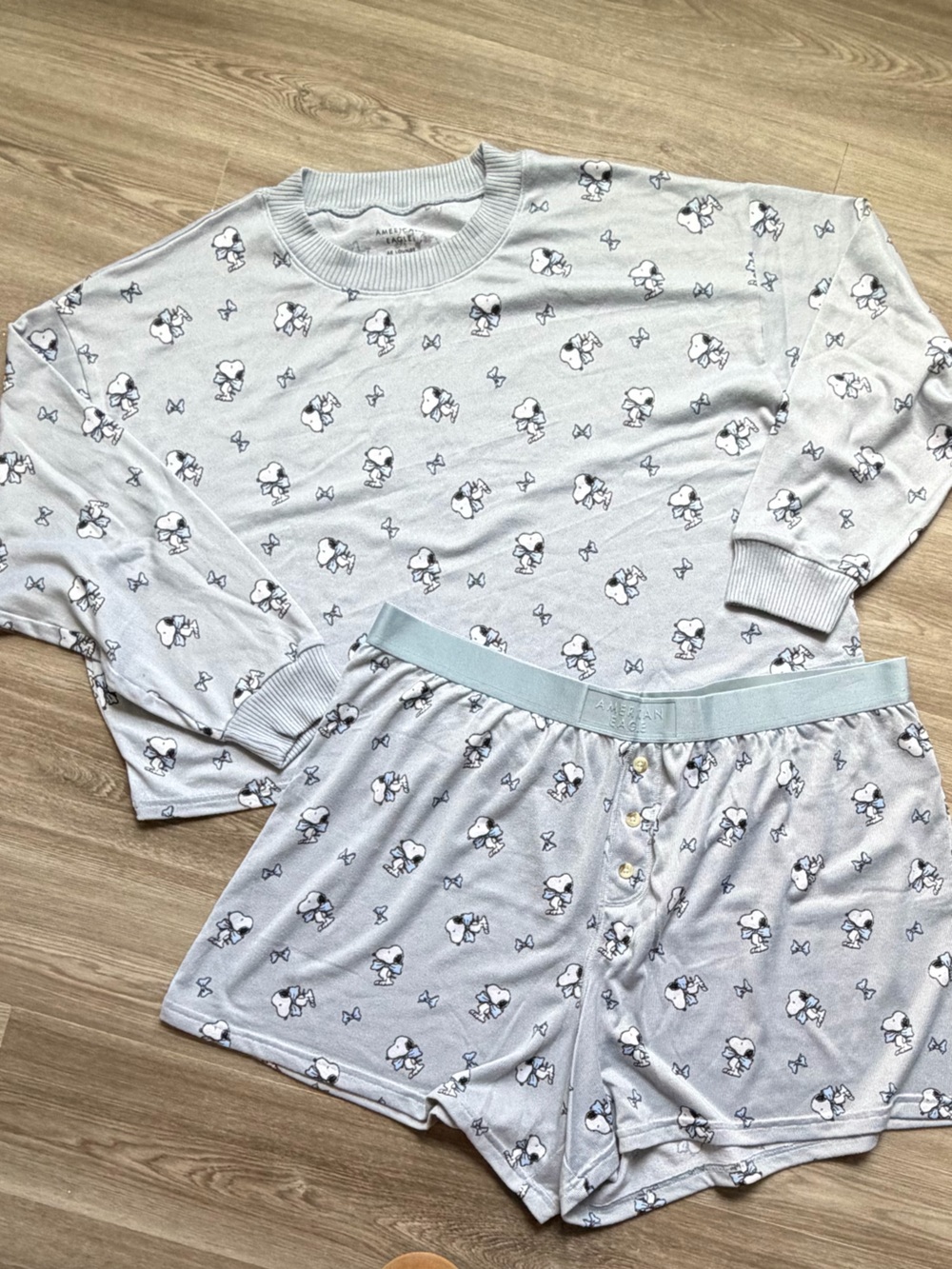 American Eagle Outfitters Light Blue Cartoon Snoopy Short Sleeve Top